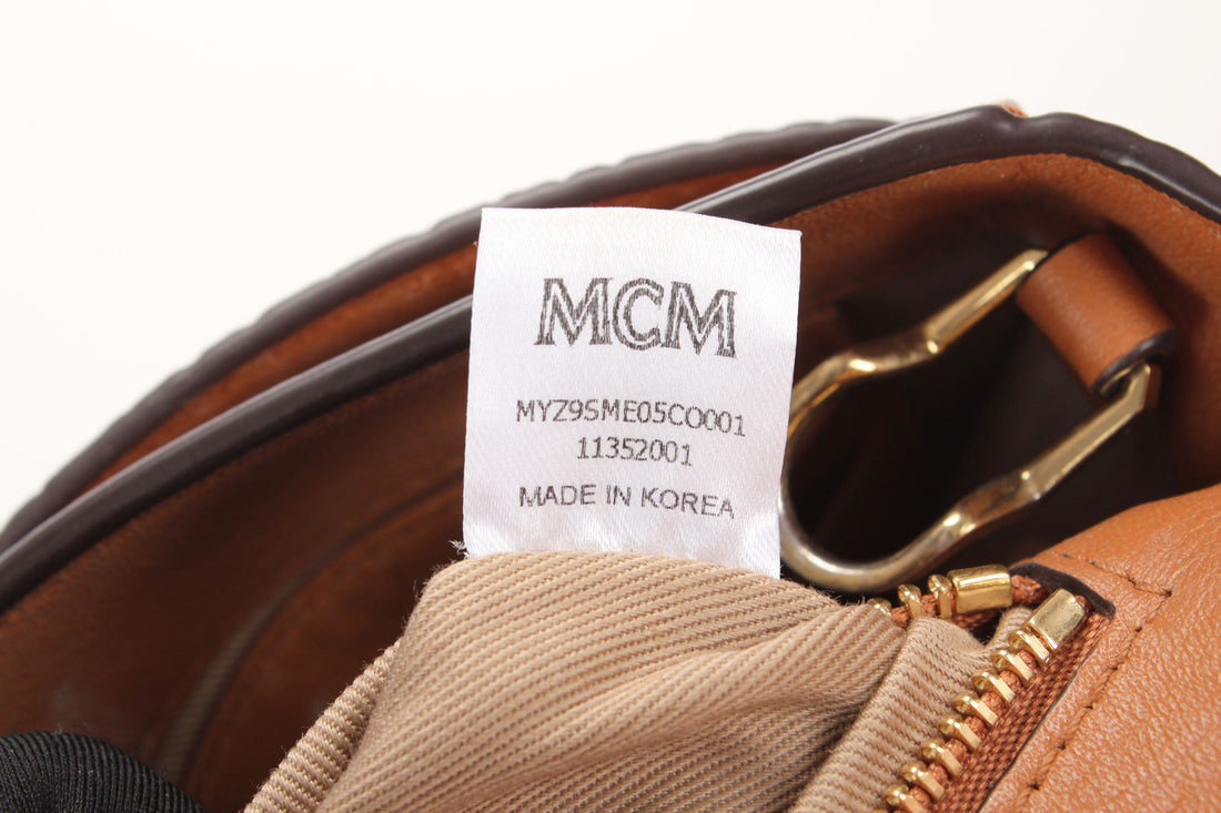 MCM チェーンショルダー　WOC　チェーンウォレット