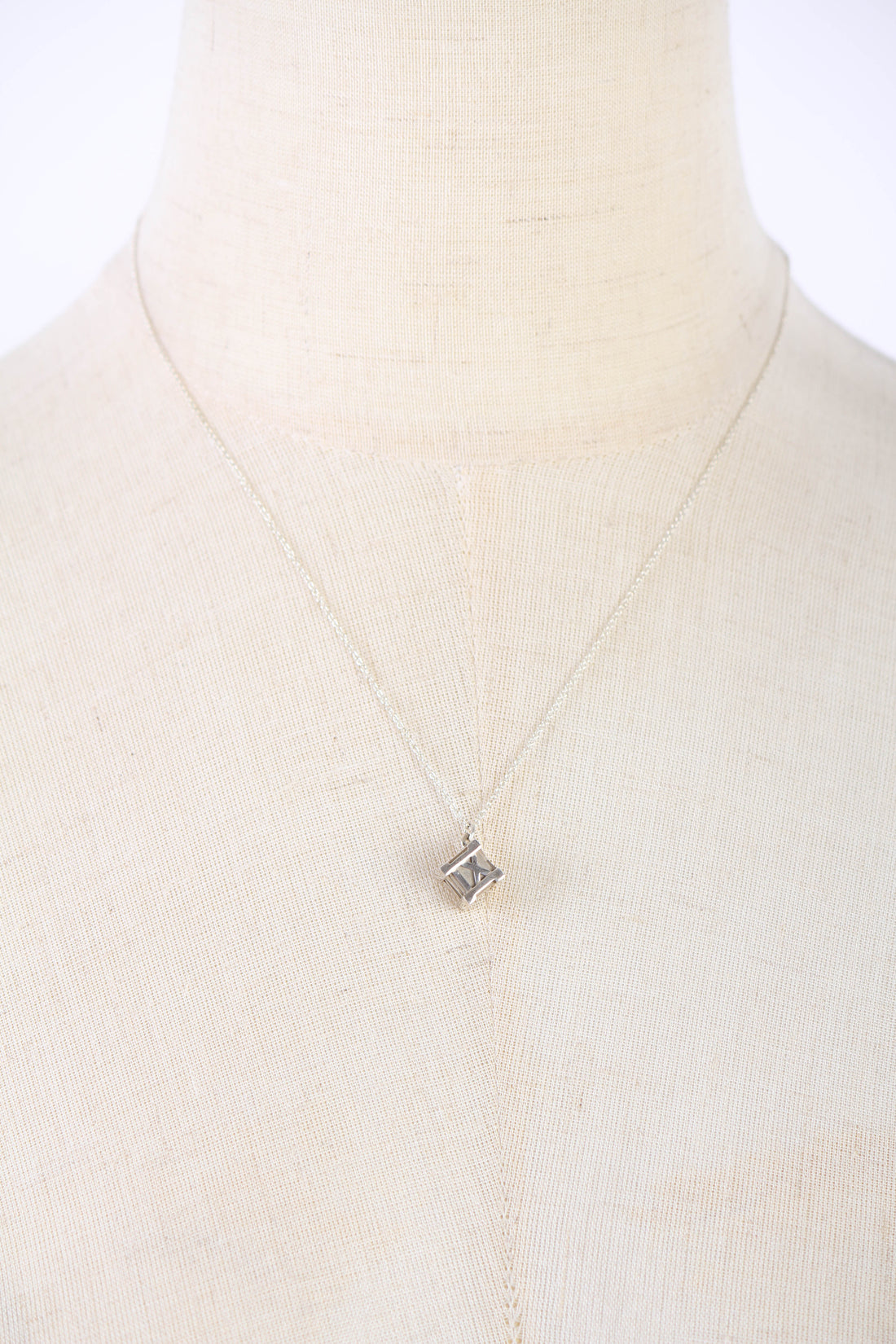 18K Atlas Cube Pendant Necklace