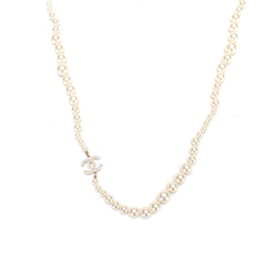 CC Faux Pearl Necklace