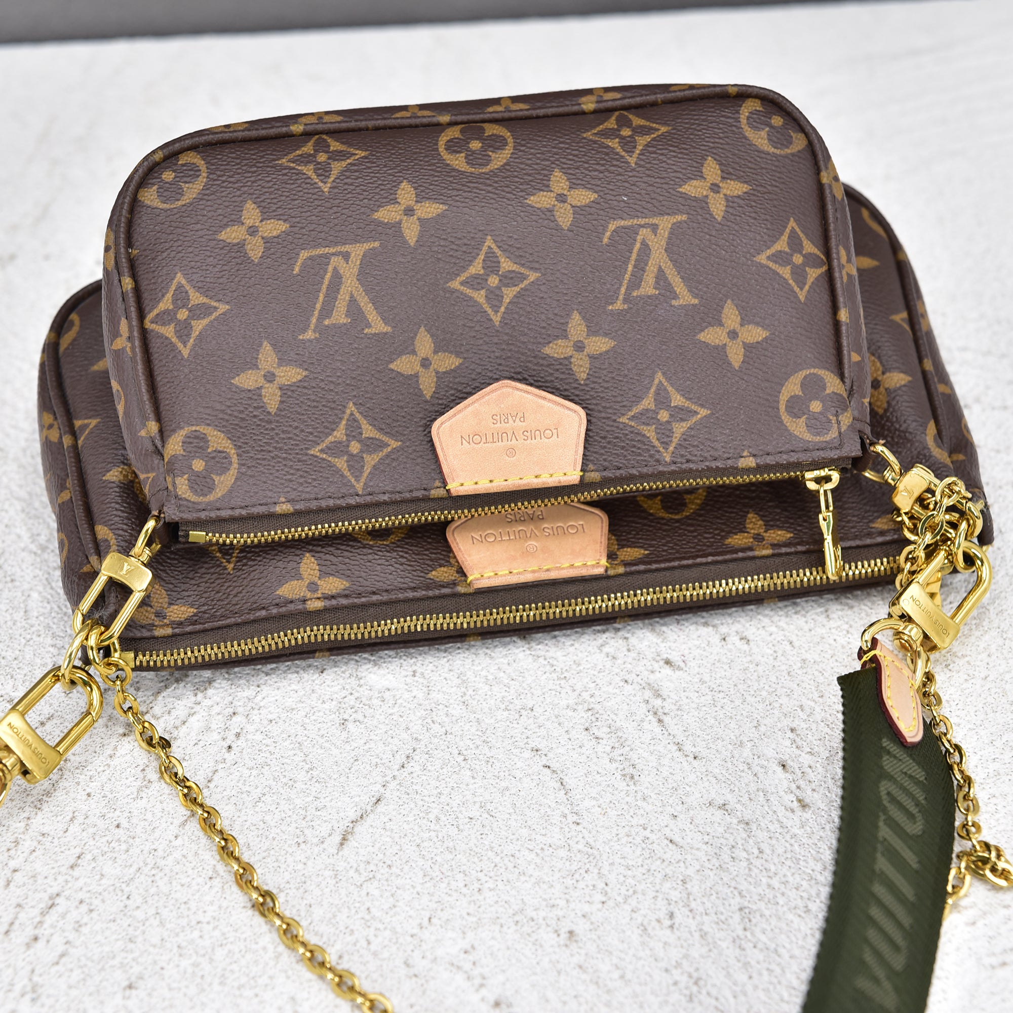 Monogram Multi Pochette Accessoires M44813