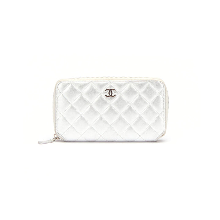 CC Quilted Metallic Zip Around Wallet