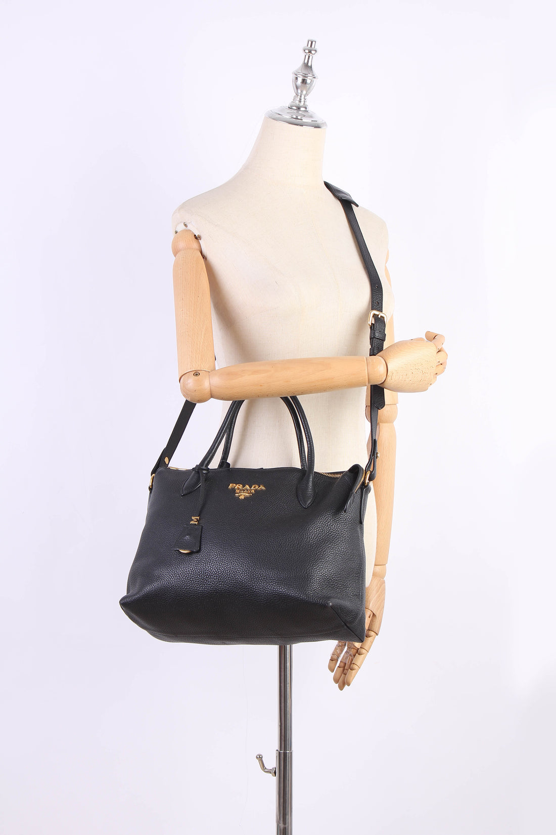 Vitello Daino Shoulder Bag