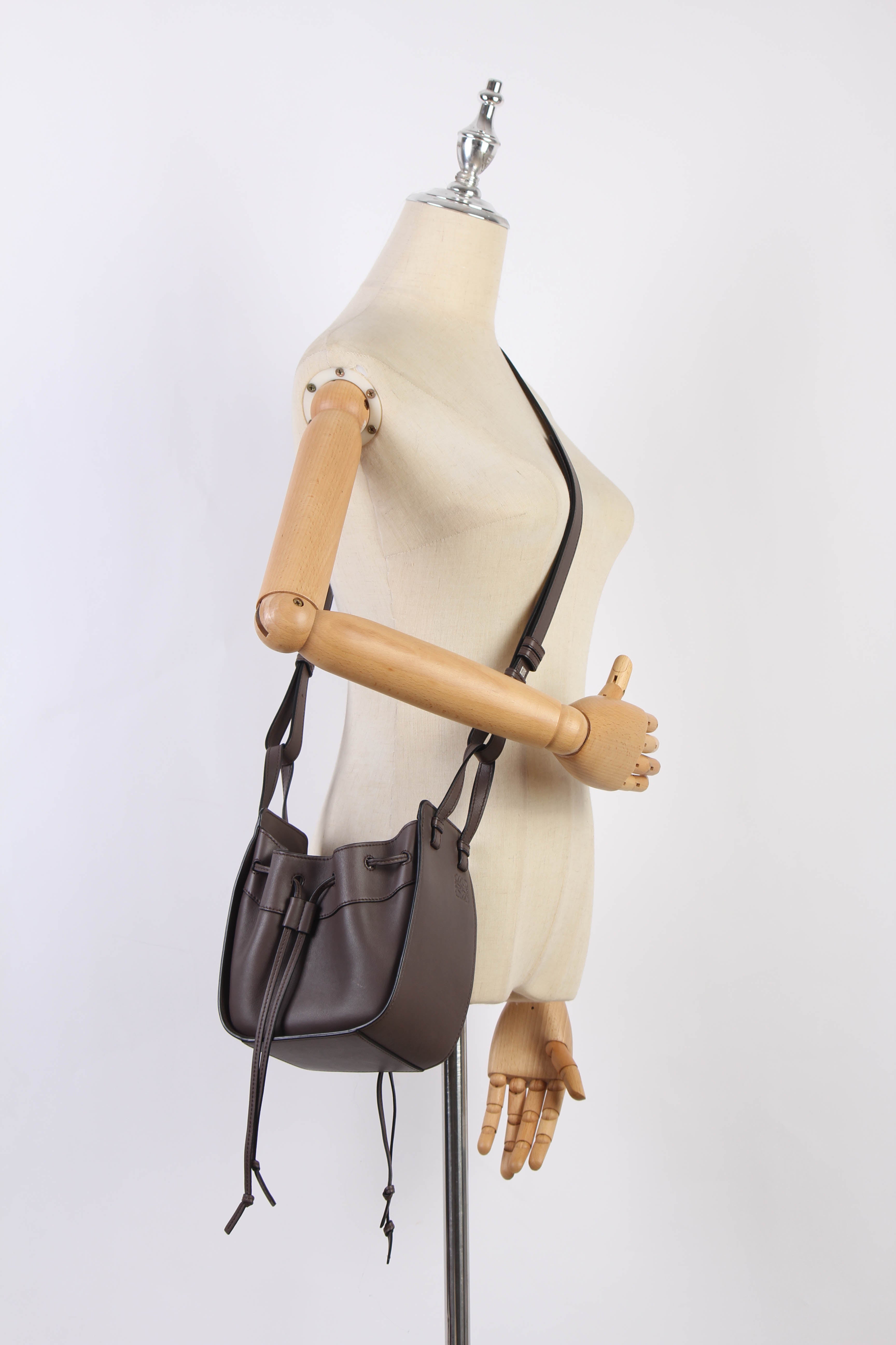 Leather Hammock Crossbody Bag