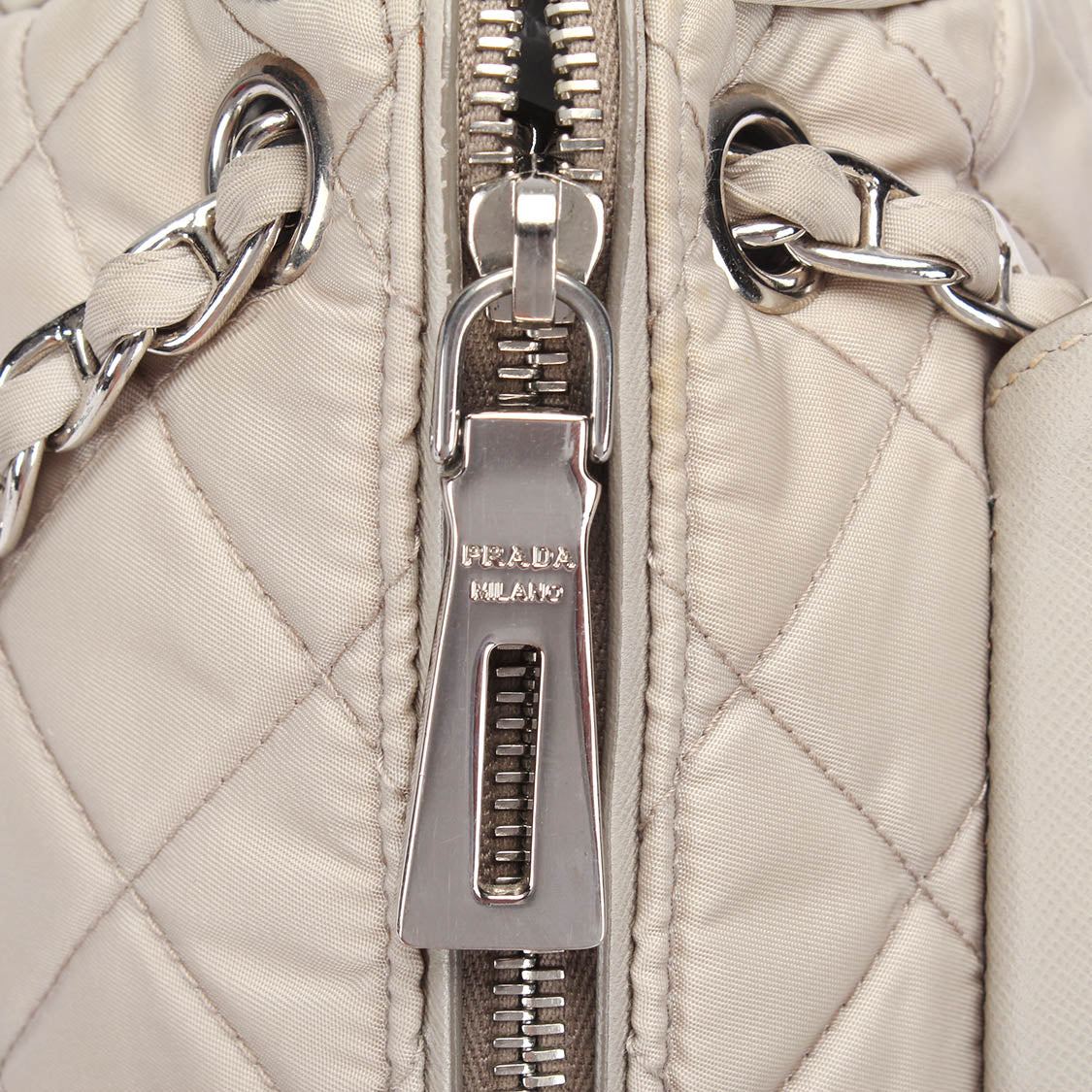 Tessuto Quilted Chain Shoulder Bag