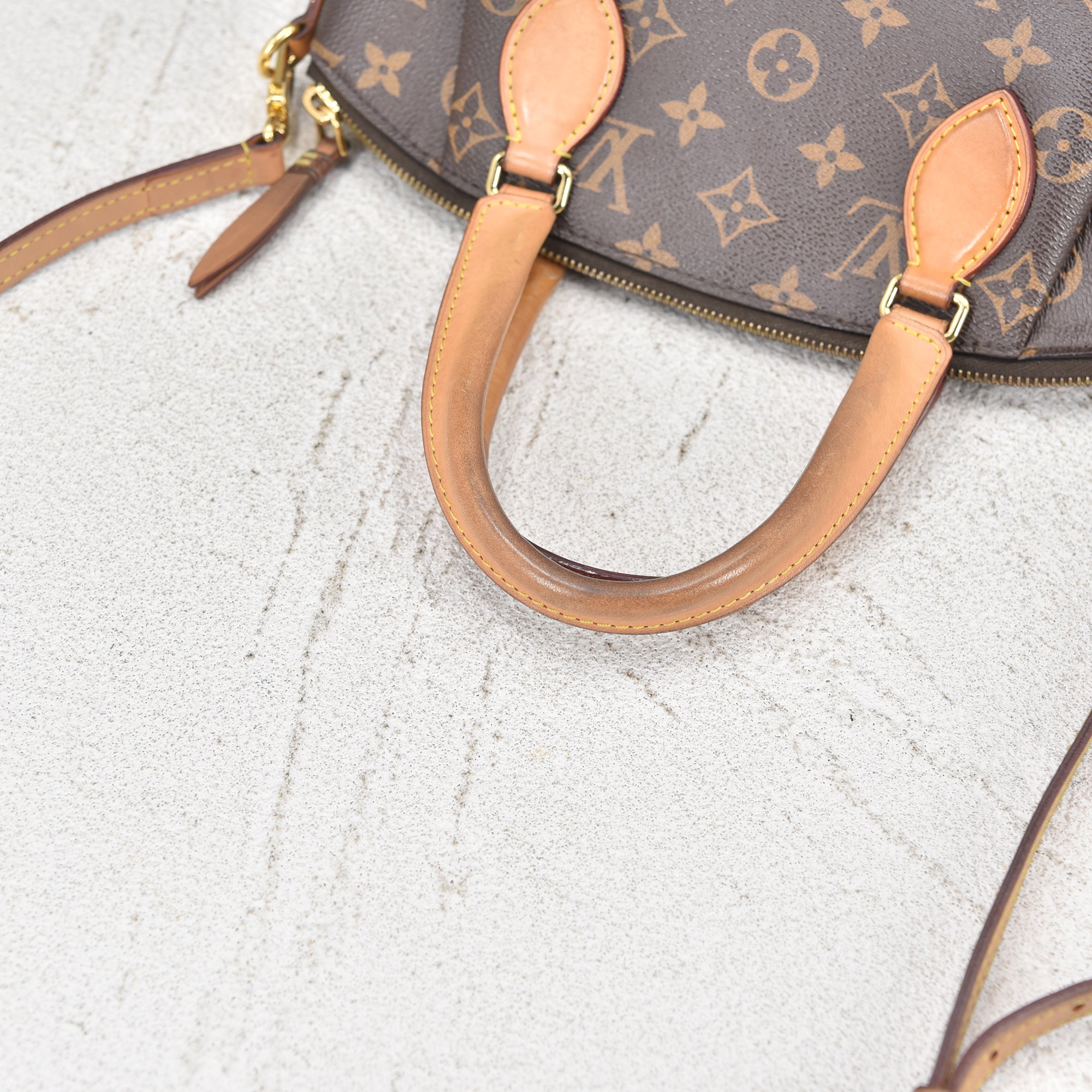 Louis Vuitton Rivoli MM Monogram – Luxi Bags