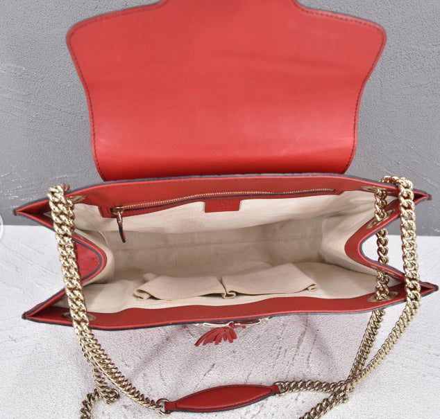 Large GG Signature Emily Chain Shoulder Bag