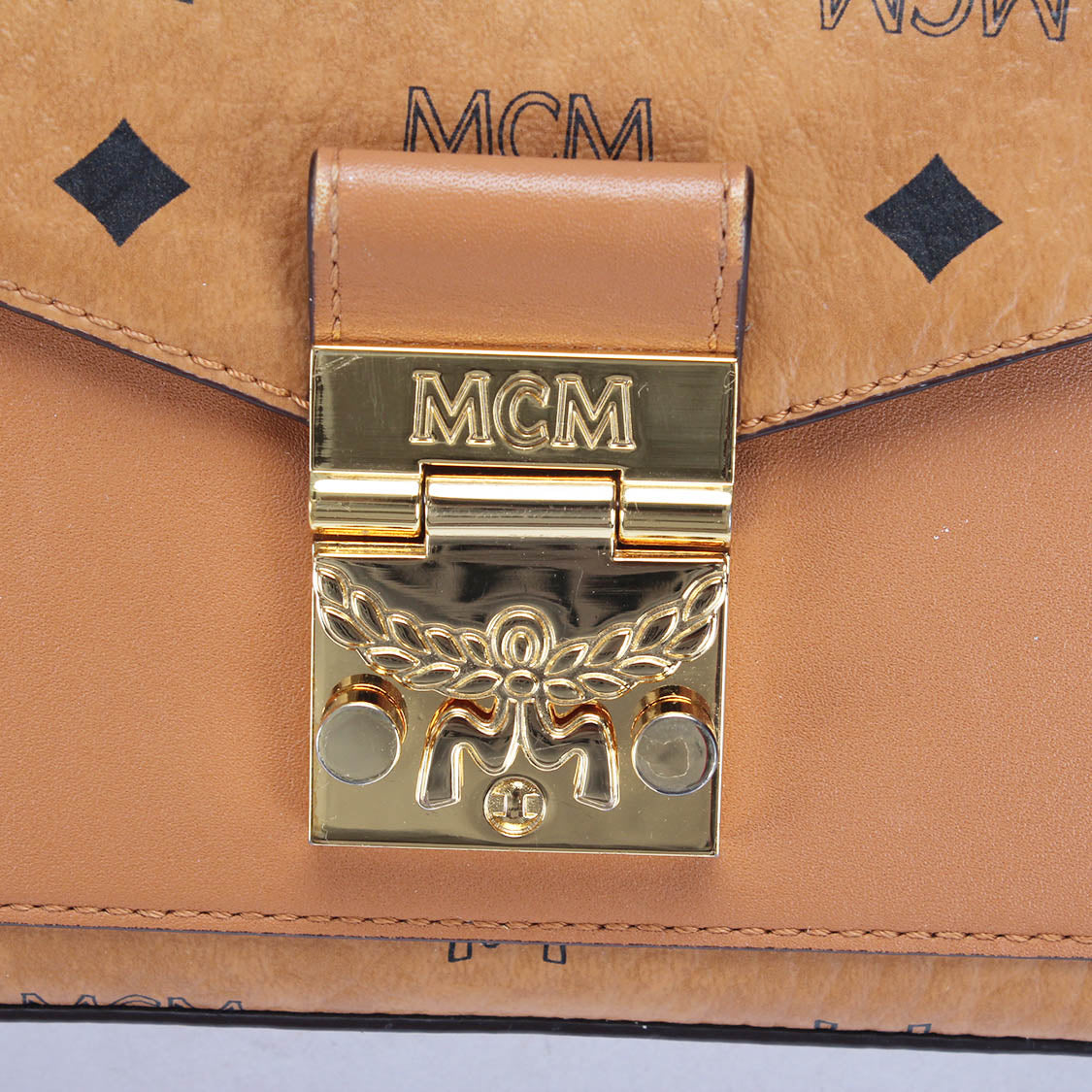 MCM Visetos Leather Chain Crossbody Bag (SHG-27099) – LuxeDH
