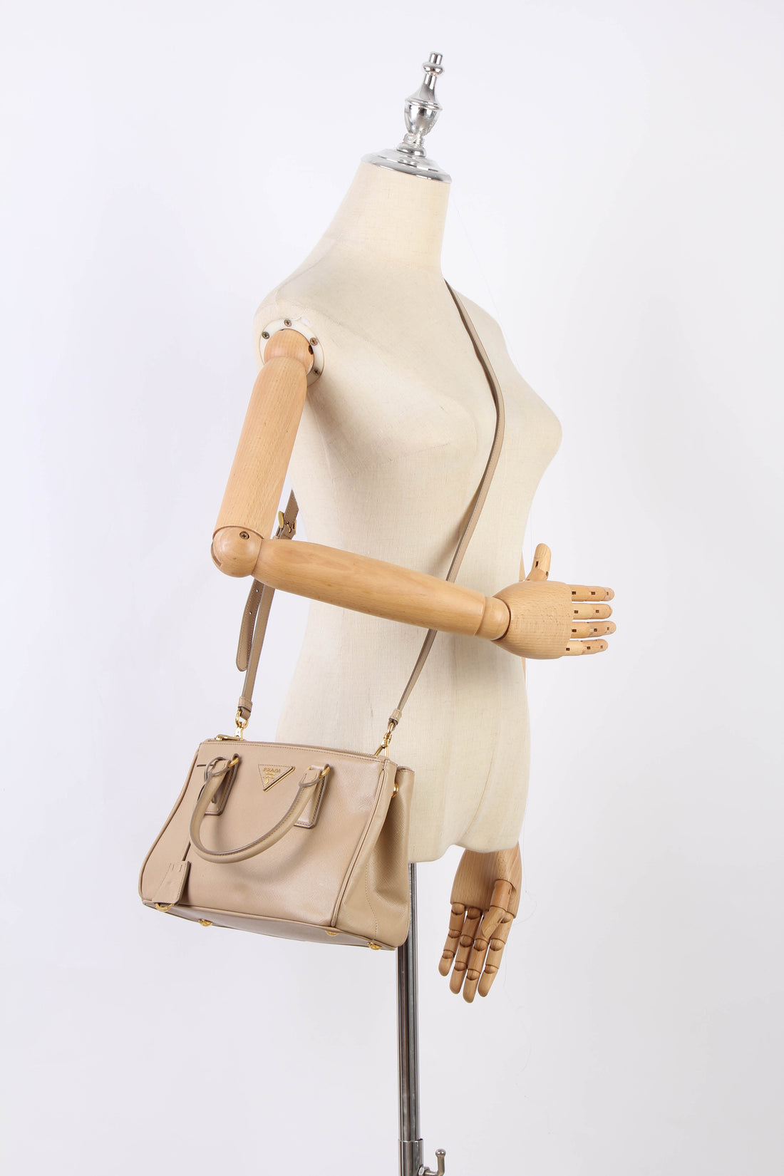 Mini Saffiano Galleria Shoulder Bag