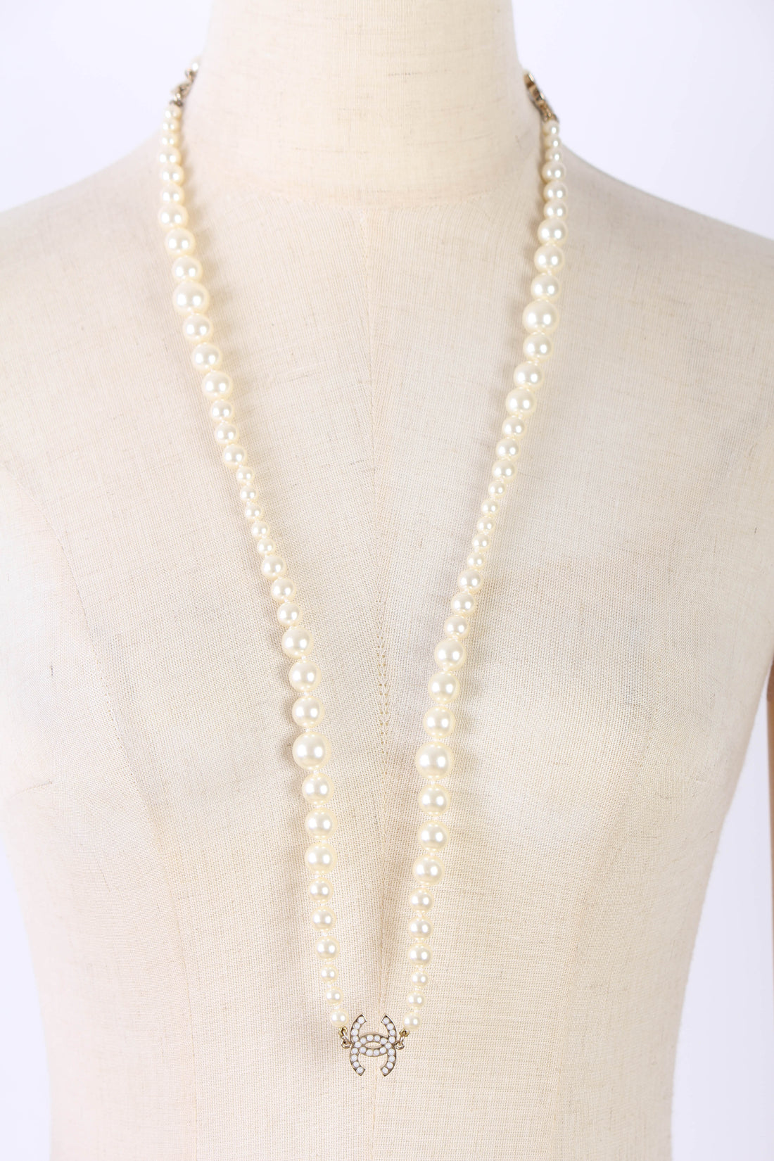 CC Faux Pearl Necklace