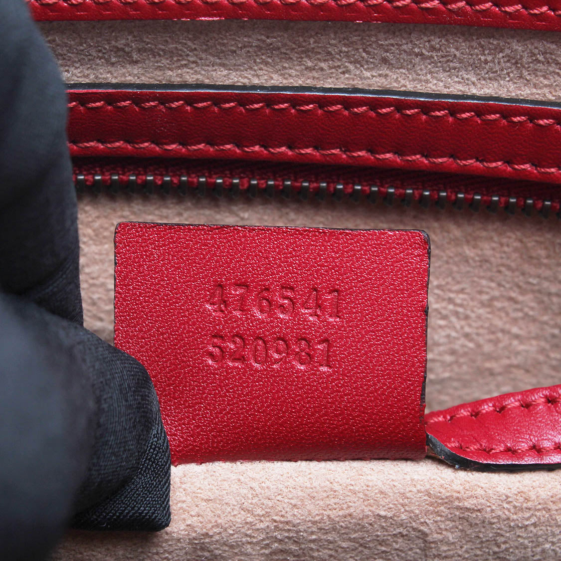 Leather Queen Margaret Crossbody Bag 476541