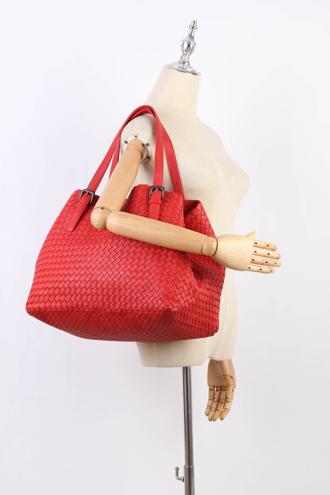 Intrecciato Leather Shoulder Bag