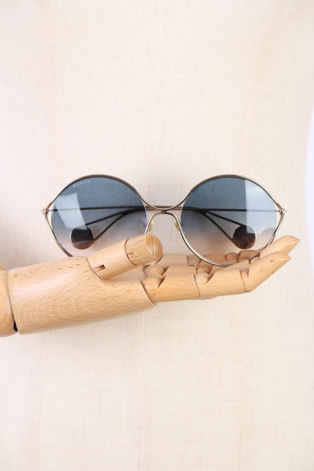 Faux Pearl Accents Oversize Sunglasses