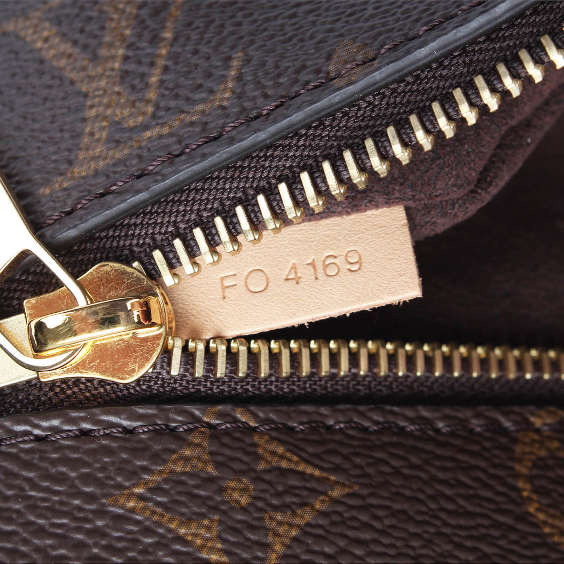 Monogram Pochette Metis M44875