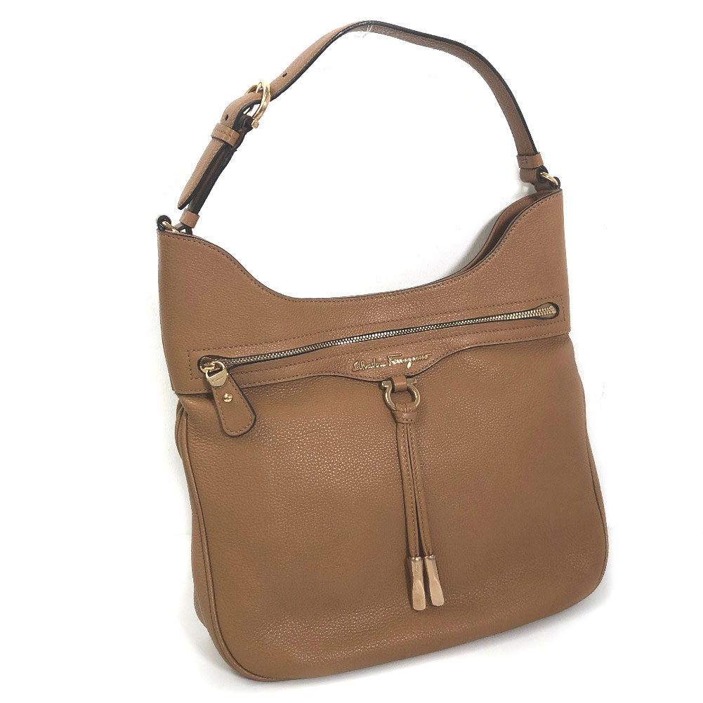 Gancini Leather Shoulder Bag DY-21 D172