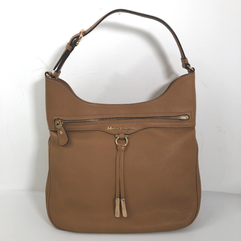Gancini Leather Shoulder Bag DY-21 D172