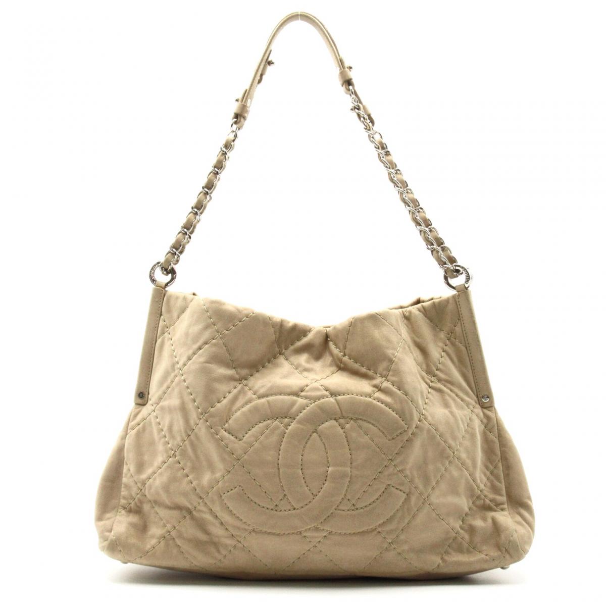 CC Quilted Chain Shoulder Bag