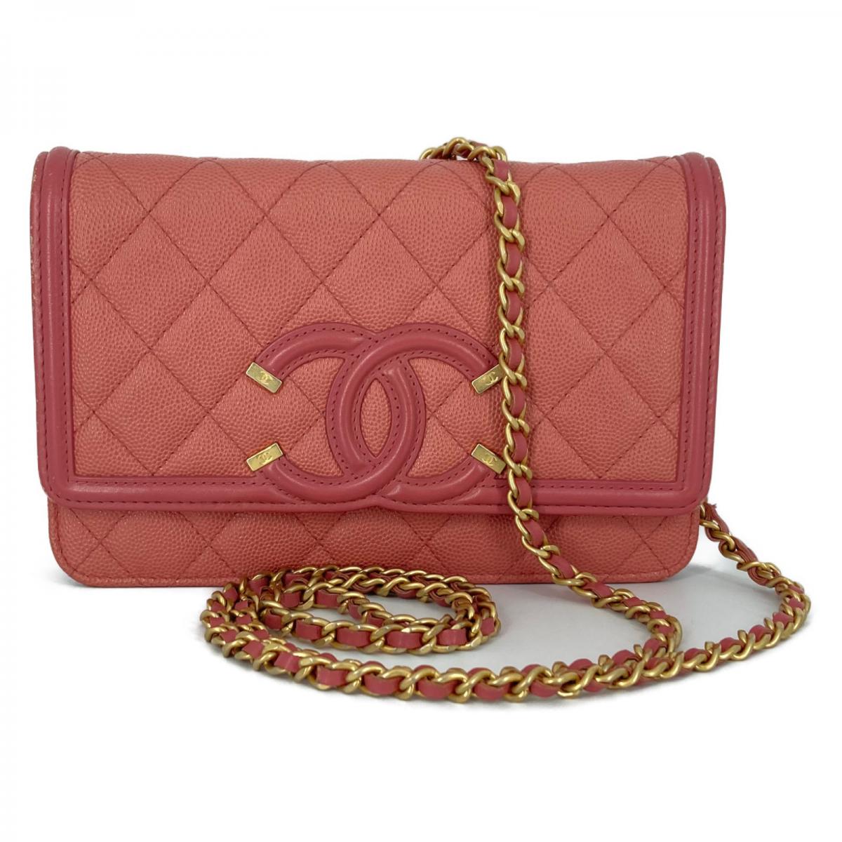 Chanel Filigree Wallet On Chain Leather Crossbody Bag in Excellent condition