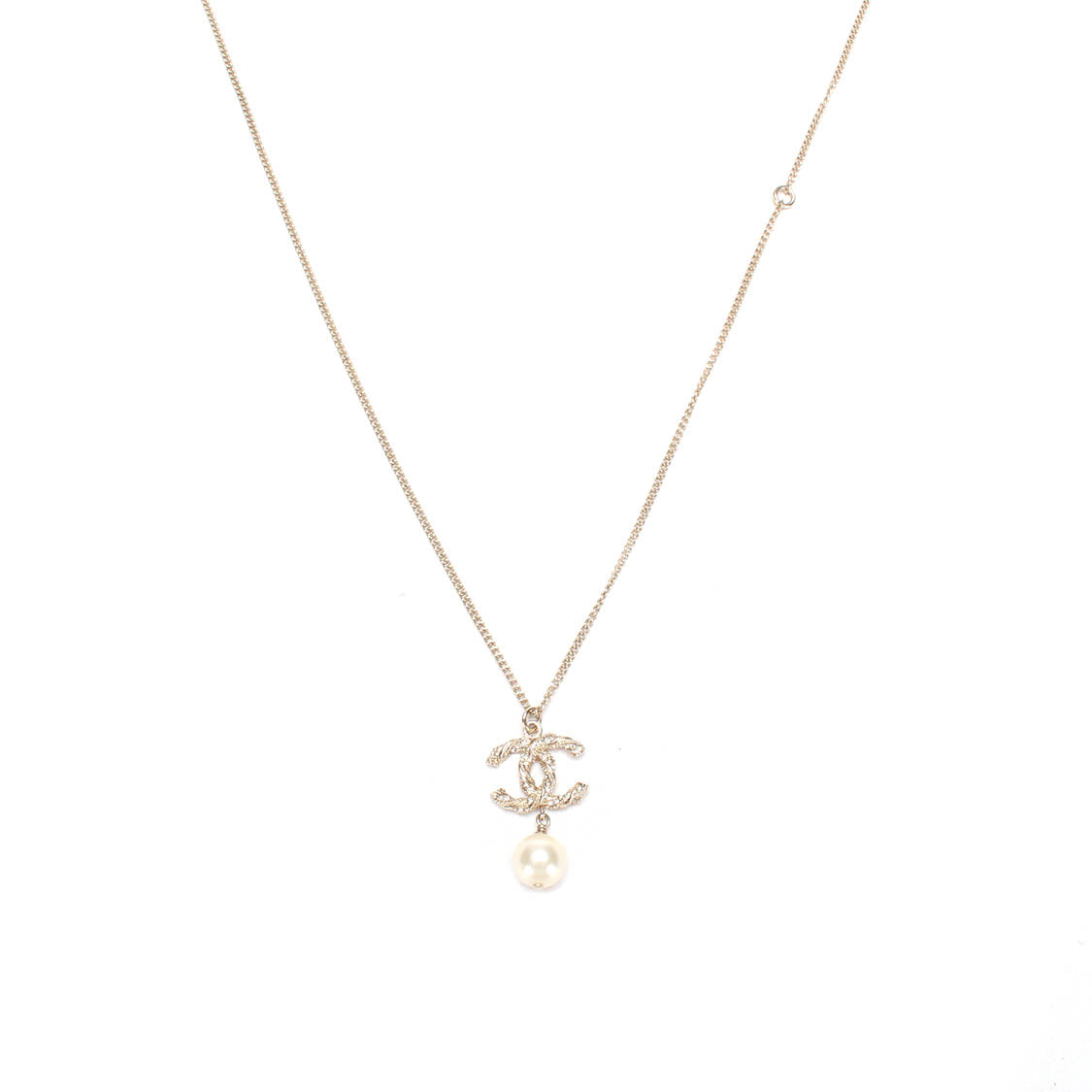Strass & Faux Pearl CC Pendant Necklace