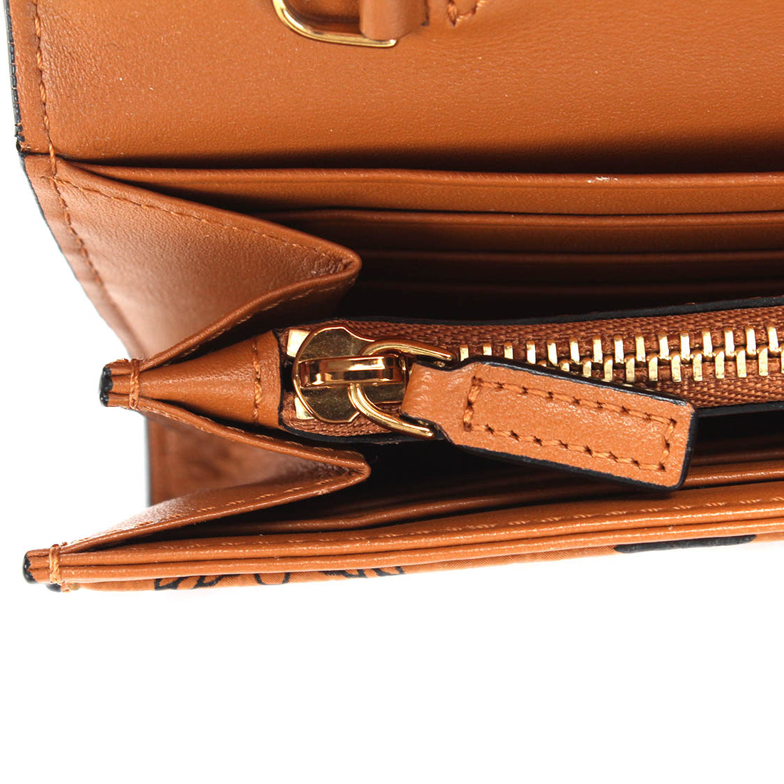 Visetos Chain Crossbody Bag