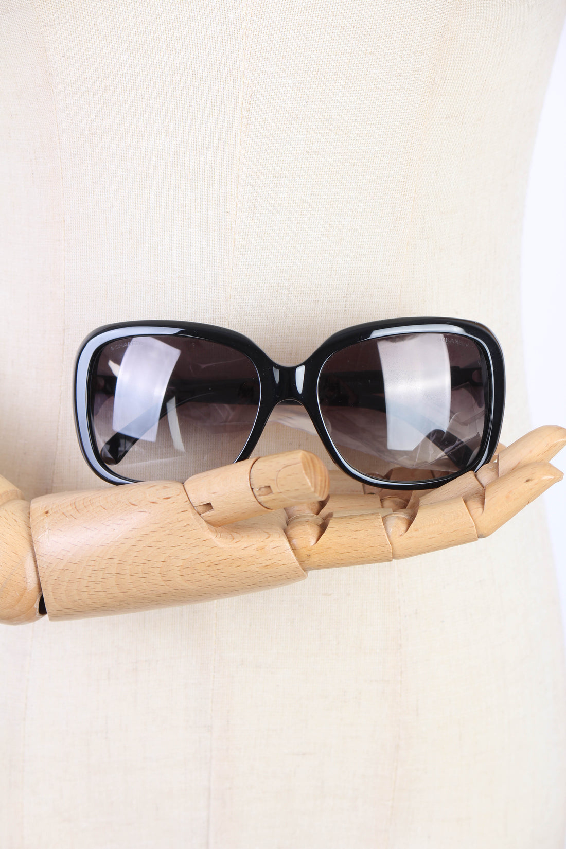 CC Bow Square Tinted Sunglasses