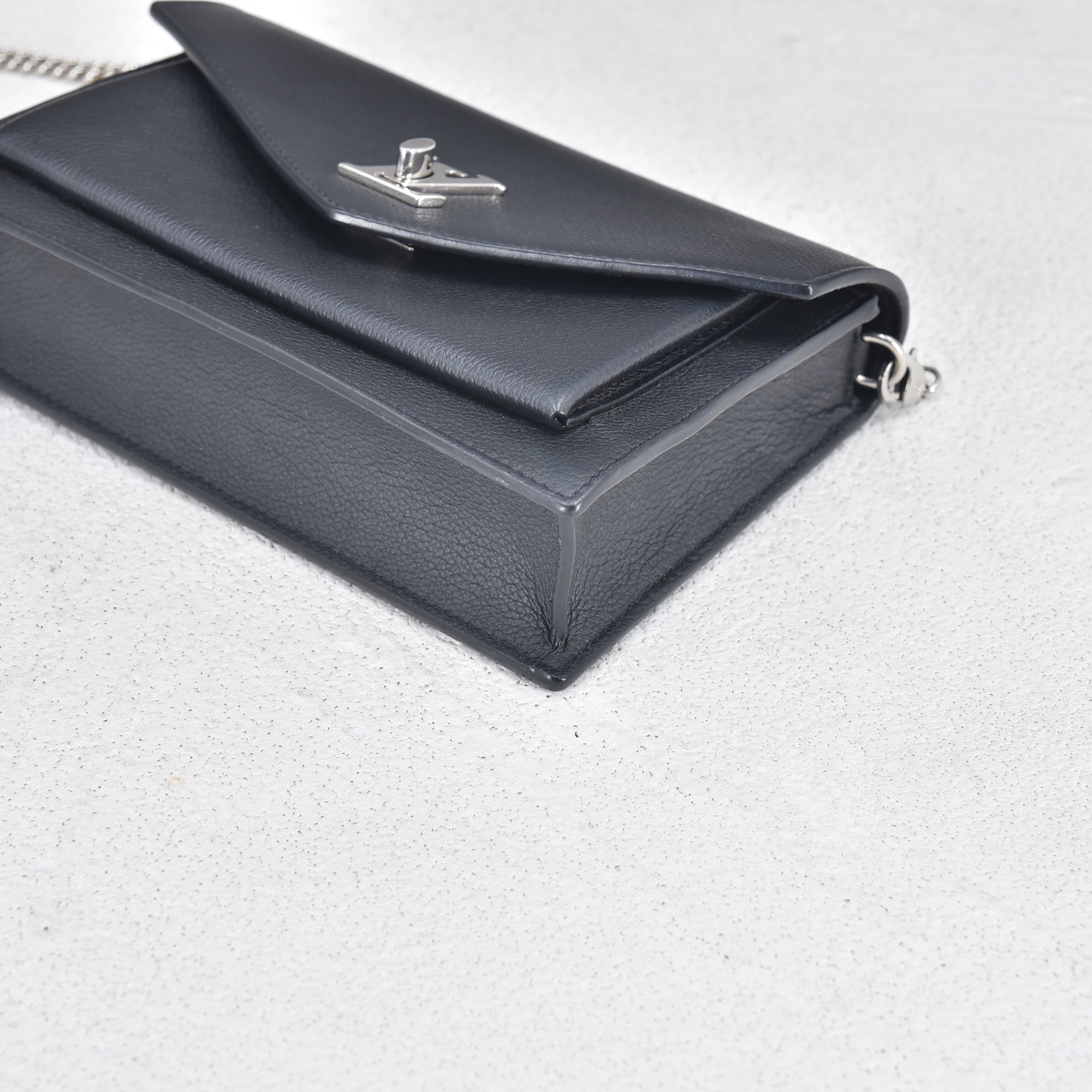 MyLockMe Chain Pochette M63470 – LuxUness