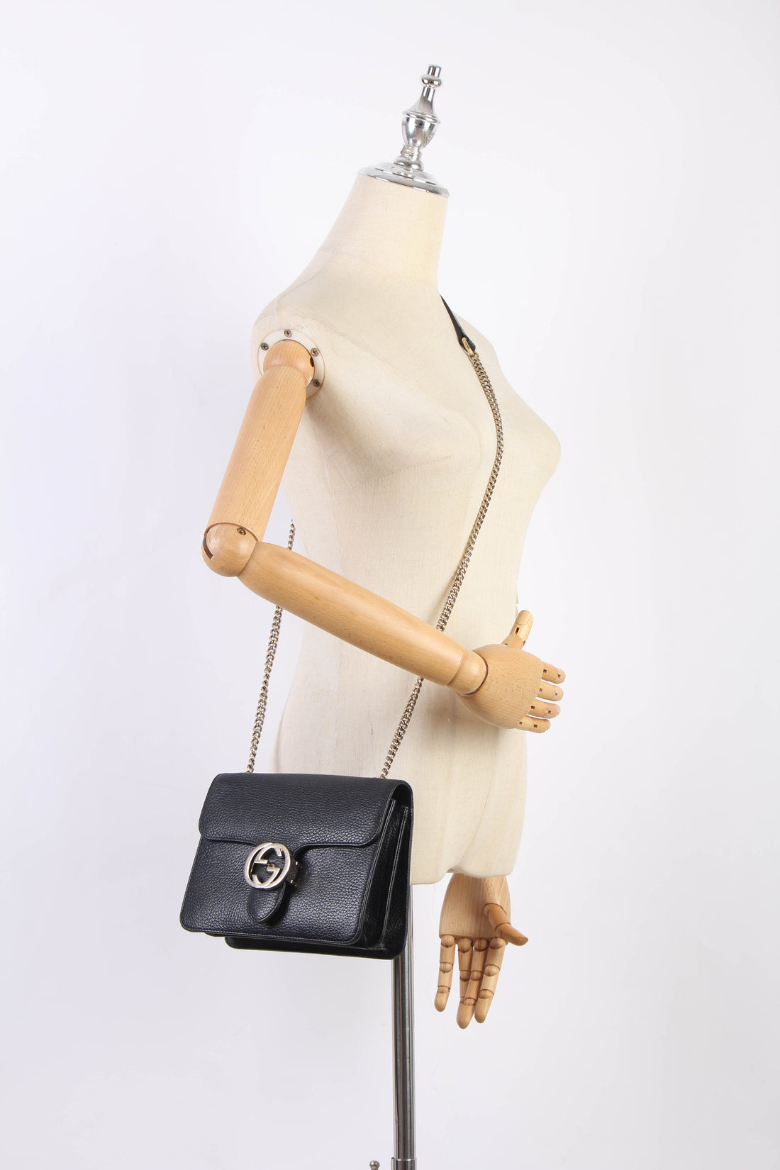 Small Interlocking G Leather Crossbody Bag 510304