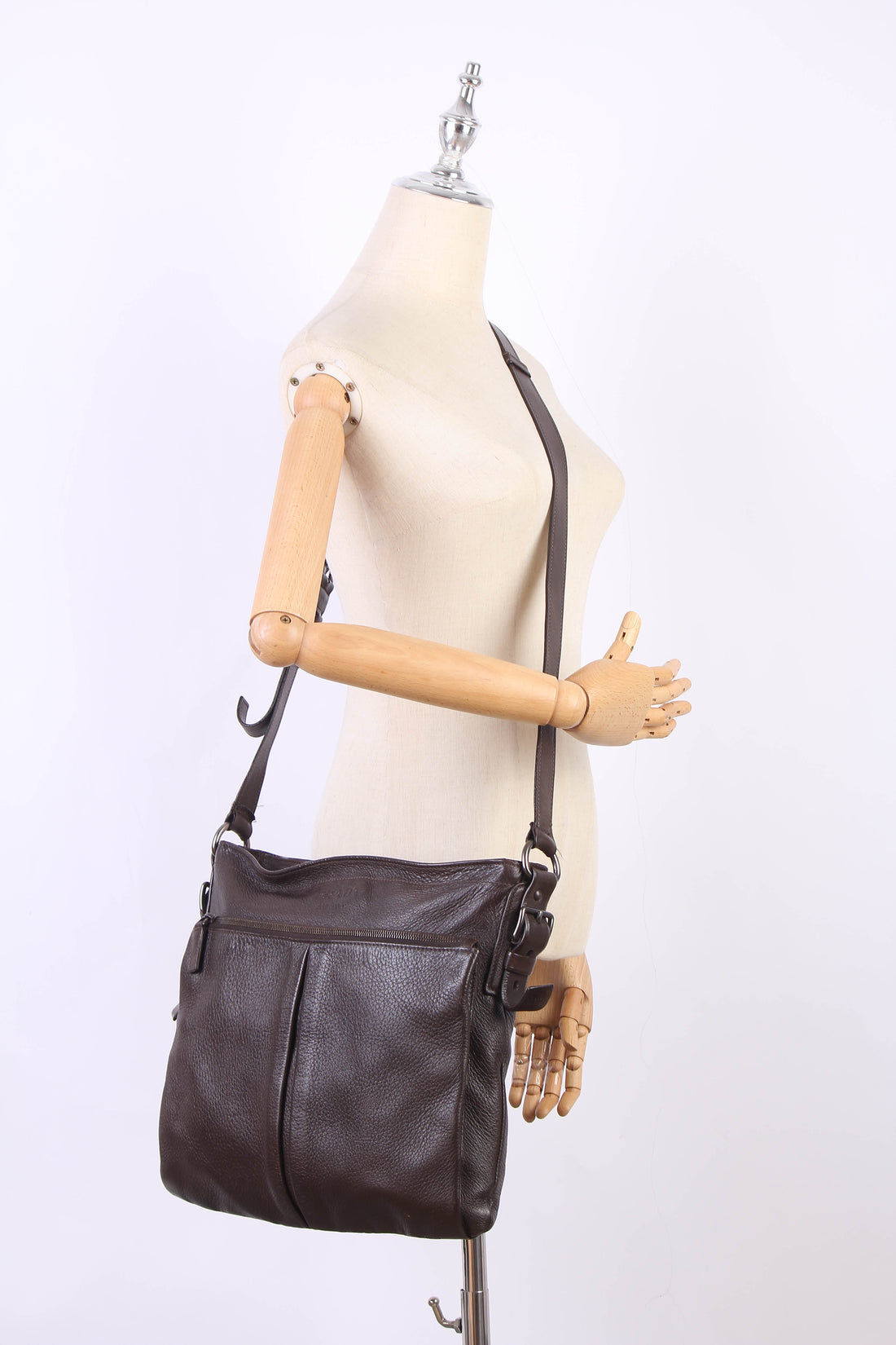 Vitello Daino Crossbody Bag