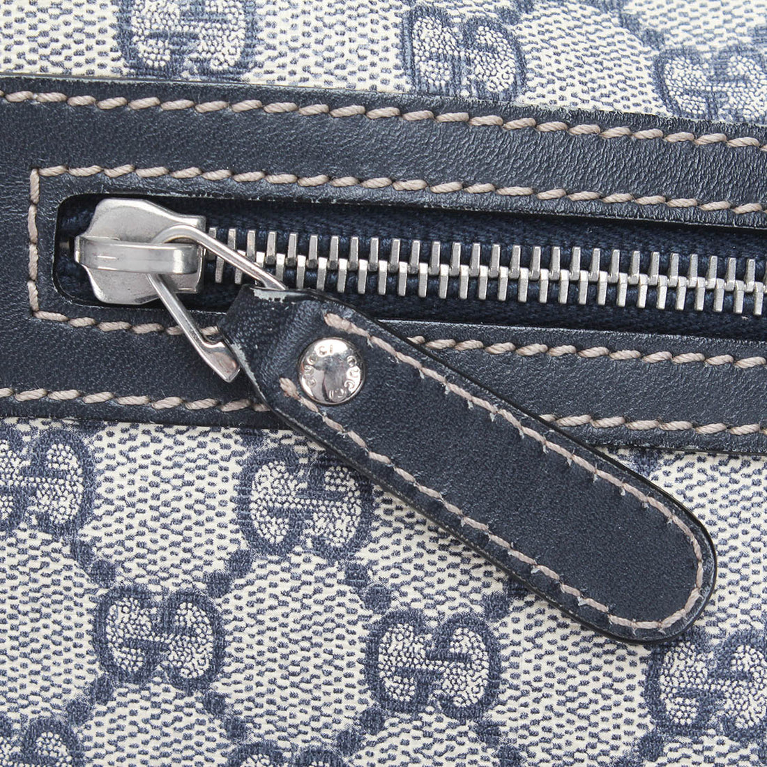 GG Supreme Crossbody Bag 201443