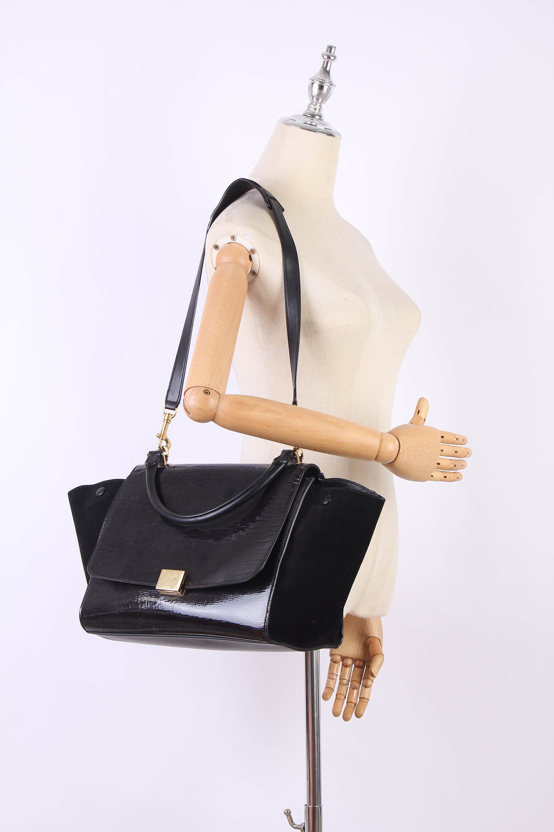 Trapeze Patent Leather Shoulder Bag