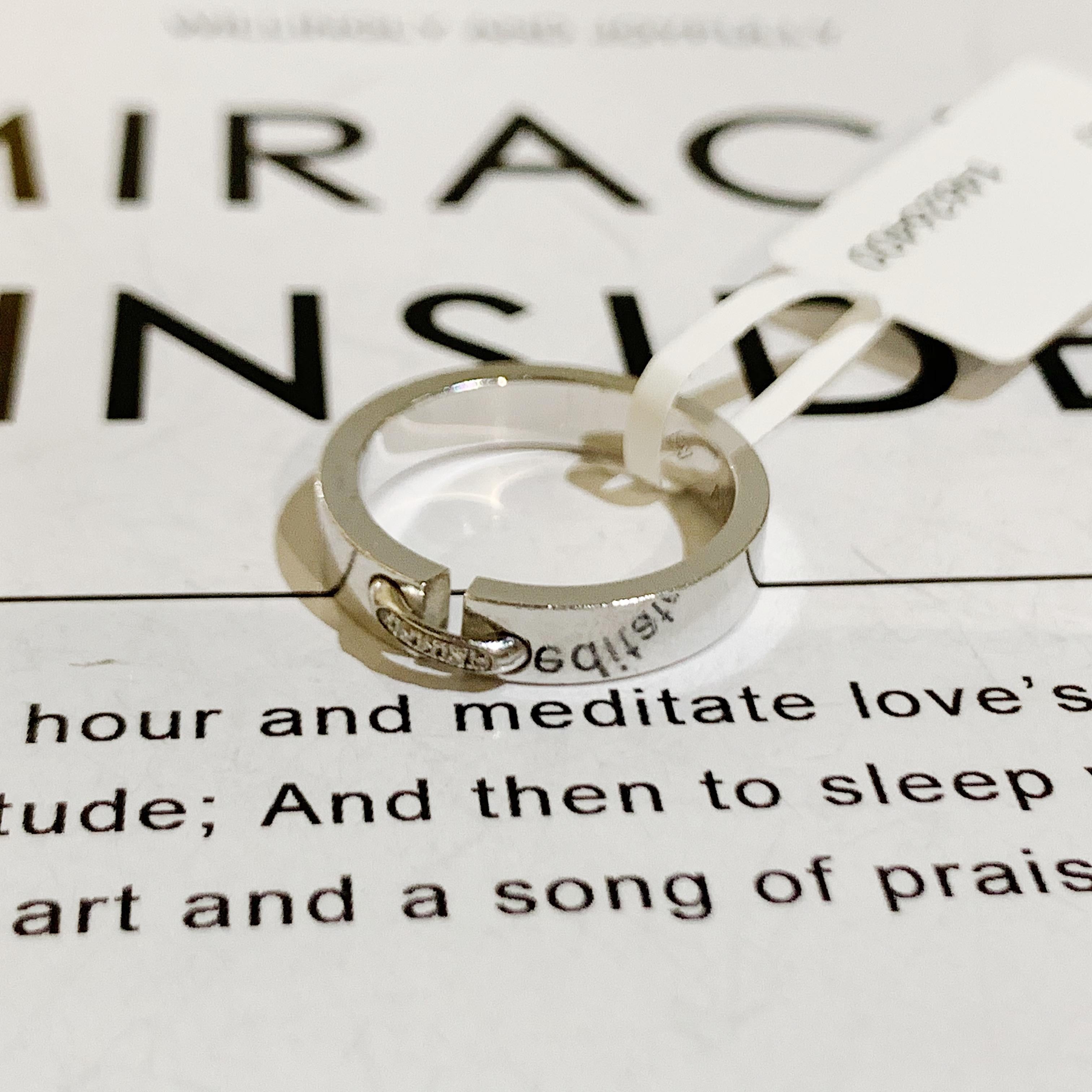 Liens Evidence Diamond Wedding Band Ring