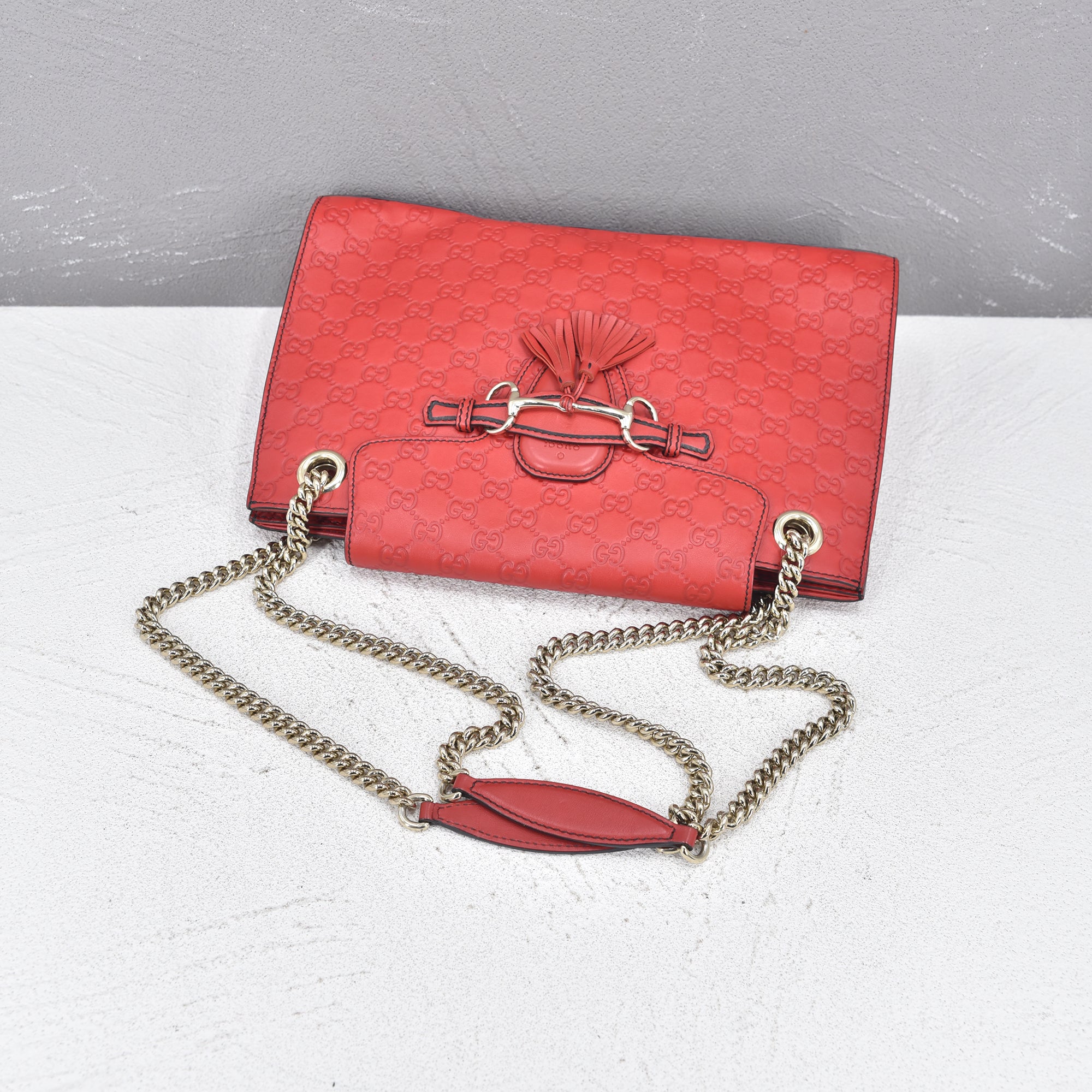 Large GG Signature Emily Chain Shoulder Bag