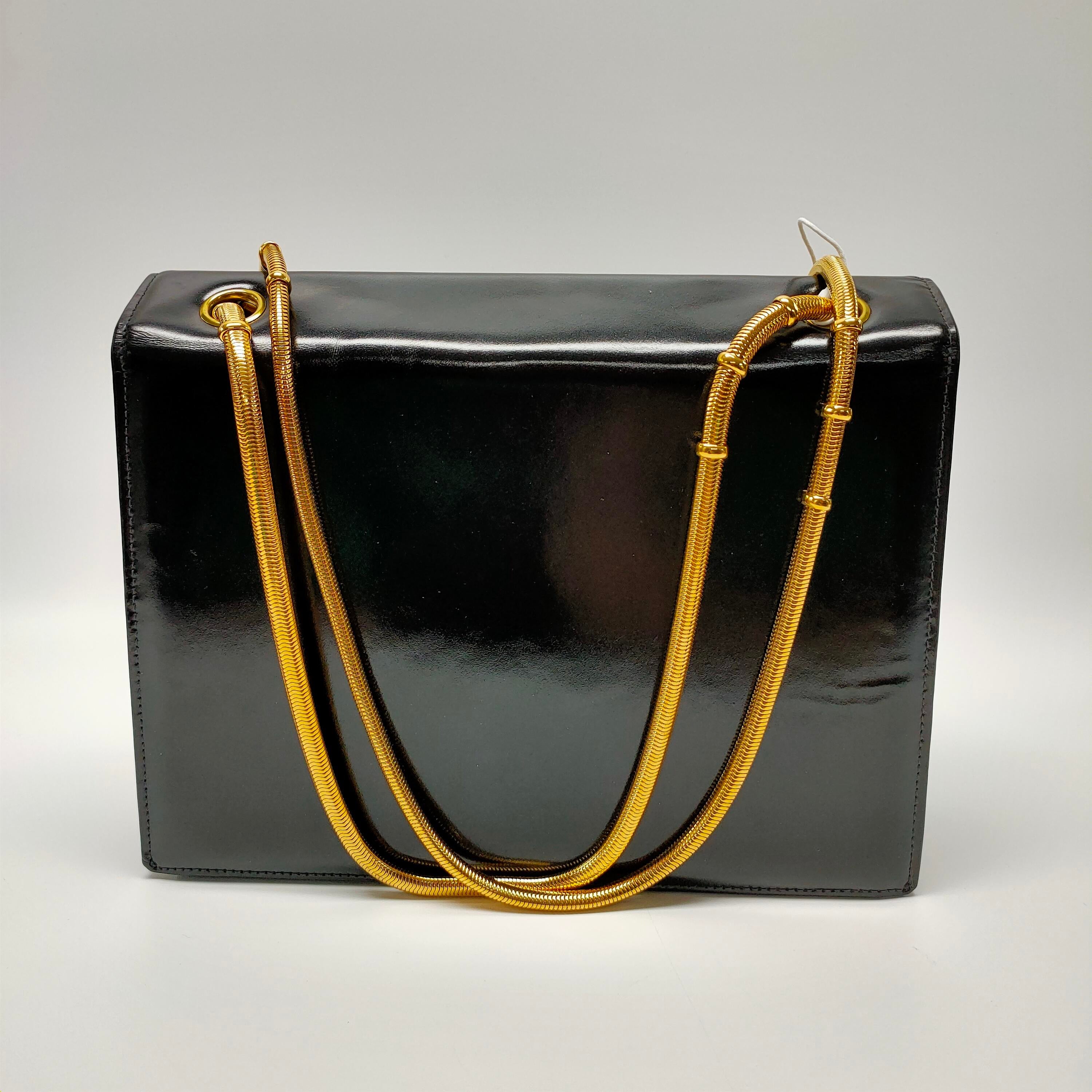 CC Patent Leather Chain Shoulder Bag