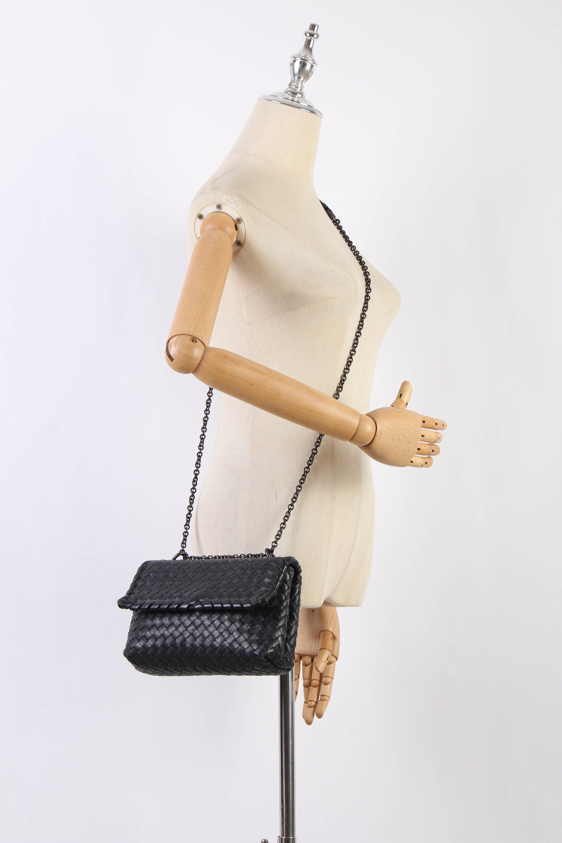 Intrecciato Leather Chain Bag