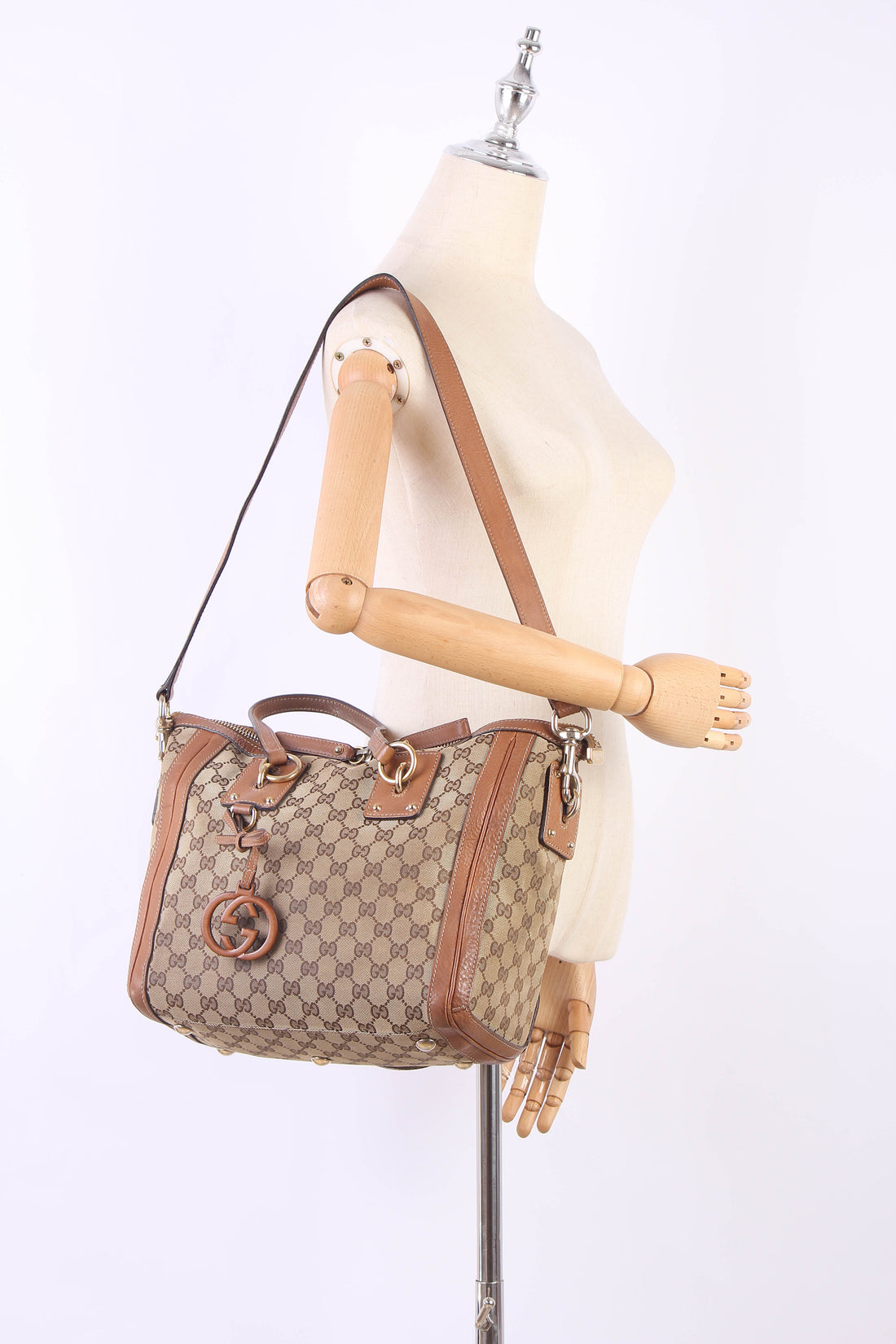 Medium GG Canvas Charm Shoulder Bag 247281