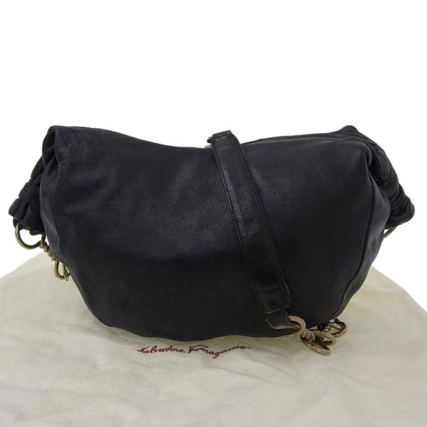 Salvatore Ferragamo Leather Chain Shoulder Bag Leather Shoulder Bag AB-21 3852 in Good condition