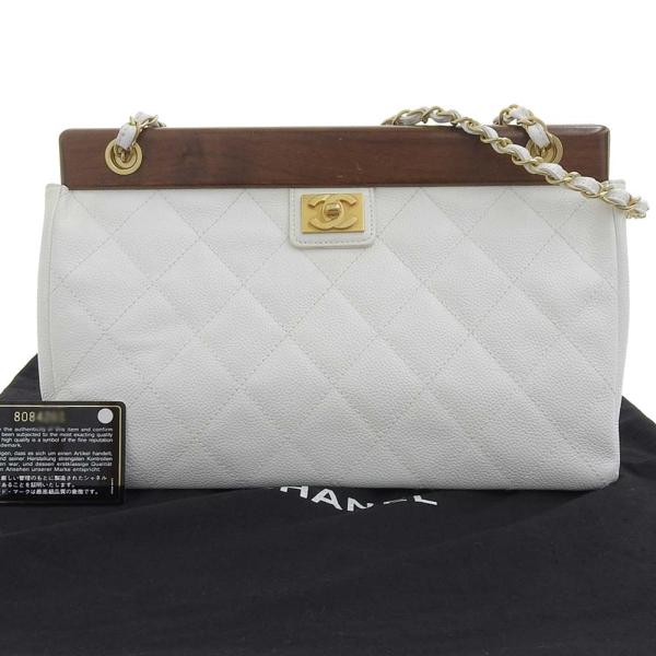 Chanel CC Quilted Caviar Wooden Bar Shoulder Bag  Leather Shoulder Bag 8 in Excellent condition